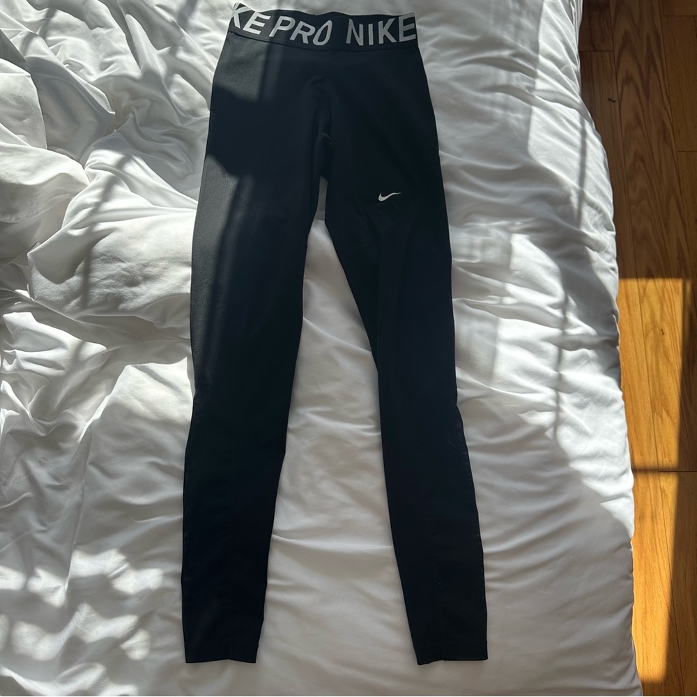 Nike Pro leggings